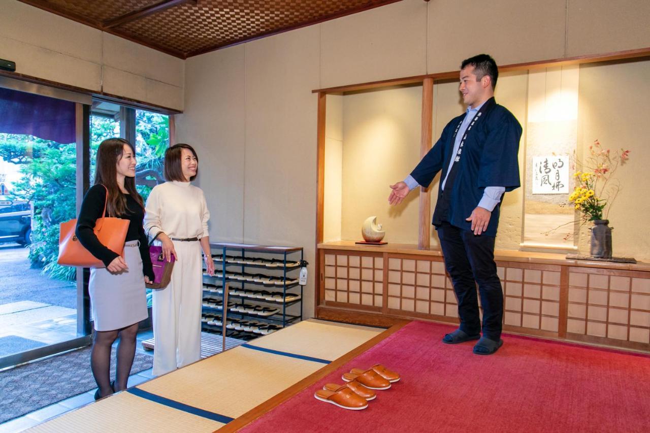 Atami Onsen Yamaki Ryokan Buitenkant foto