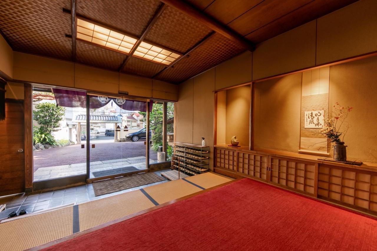 Atami Onsen Yamaki Ryokan Buitenkant foto