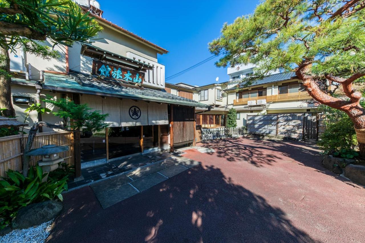 Atami Onsen Yamaki Ryokan Buitenkant foto